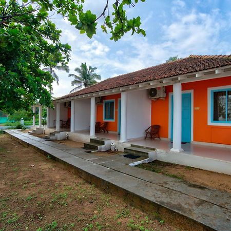 Papilio Beach Front Cottages-Tbv Baga Exterior photo