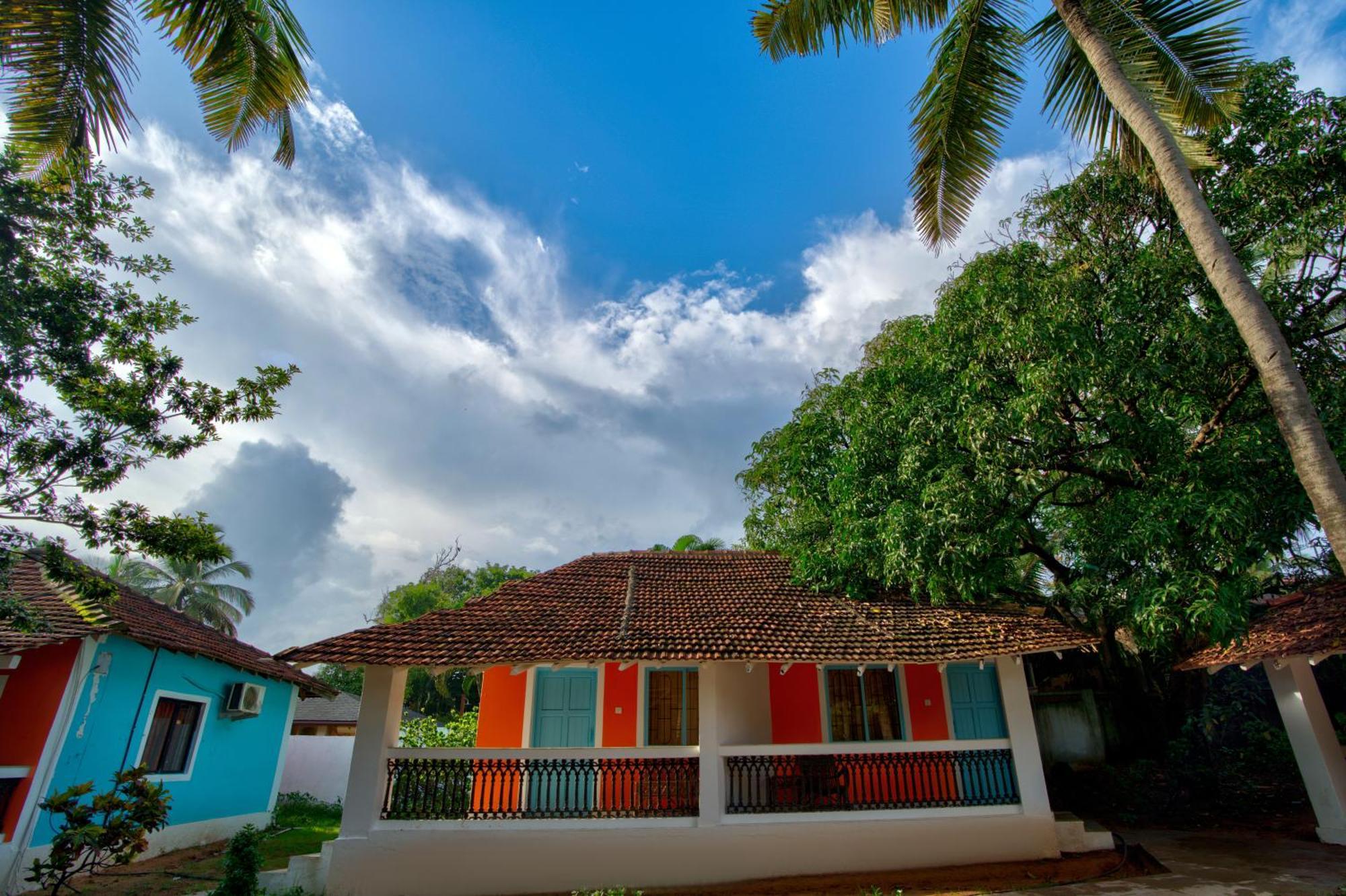 Papilio Beach Front Cottages-Tbv Baga Exterior photo