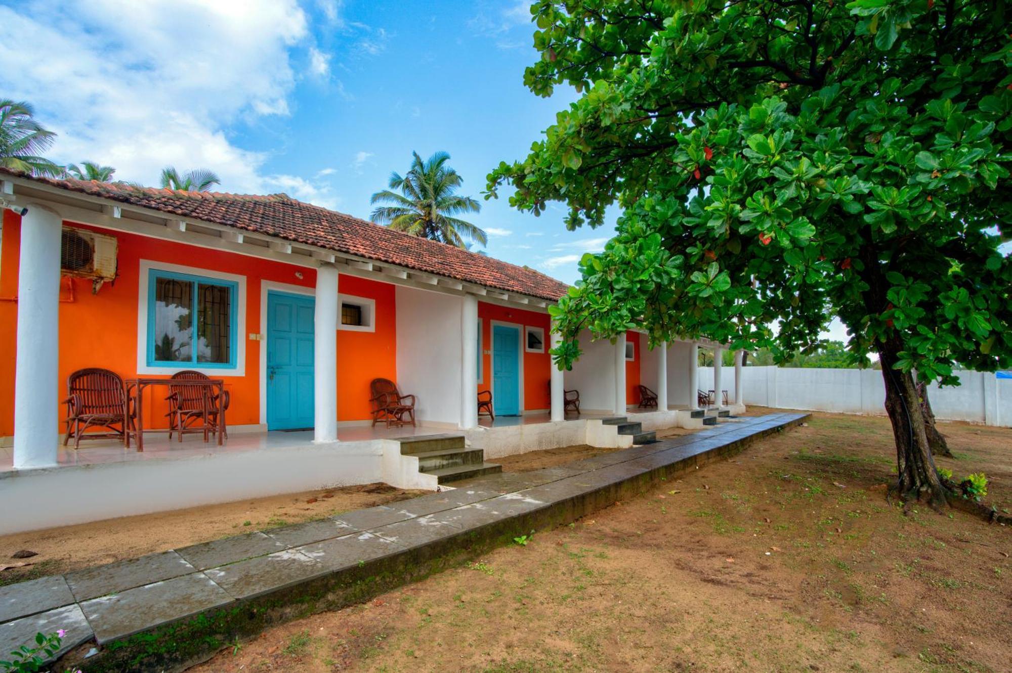 Papilio Beach Front Cottages-Tbv Baga Exterior photo